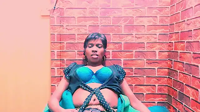 Snapshot of Fuckable_Nasty_MILF chatting on July 2026 05:41:01 PM Fuckable Nasty MILF online show from July 2026 05:41:01 PM