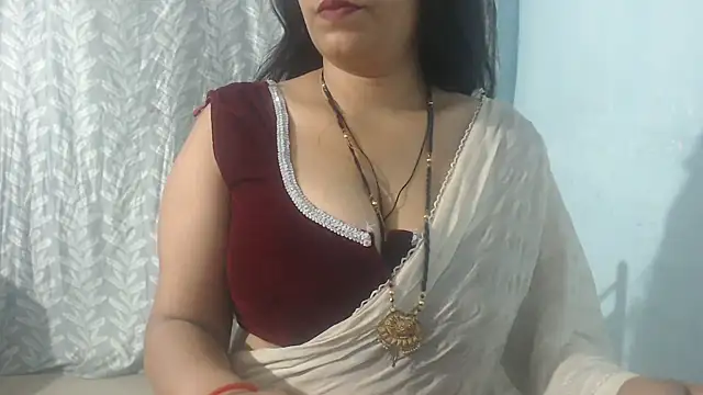 Snapshot of cute-priy chatting on February 2025 10:46:01 AM cute-priy online show from February 2025 10:46:01 AM