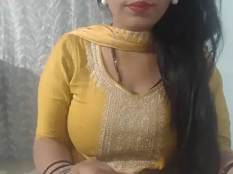 Snapshot of cute-priy chatting on February 2025 05:24:01 AM cute-priy online show from February 2025 05:24:01 AM