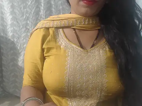 Snapshot of cute-priy chatting on February 2025 11:31:01 AM cute-priy online show from February 2025 11:31:01 AM