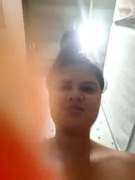 sexy-latin10 online show from September 2025 11:01:01 AM