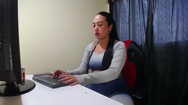 mistress aryya online show from December 2024 03:59:02 PM