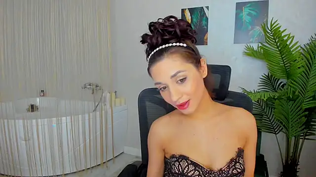 YourHottie 1 online show from February 2025 05:16:01 AM