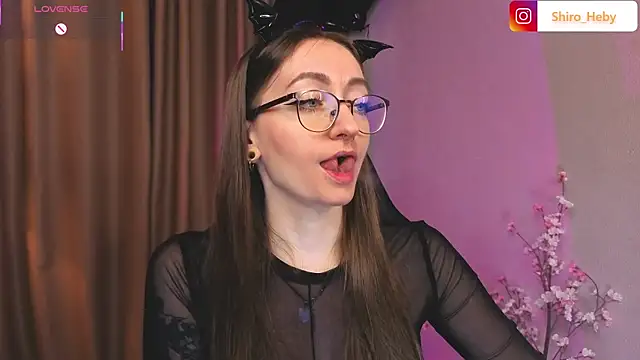 ShiroHeby online show from November 2025 12:50:02 PM