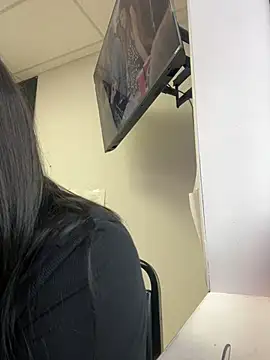 ThicBunz online show from February 2025 06:43:02 PM