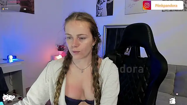 Piinkpandora online show from March 2026 08:46:01 PM