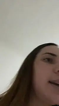 Julinha18 online show from January 2025 02:22:02 AM