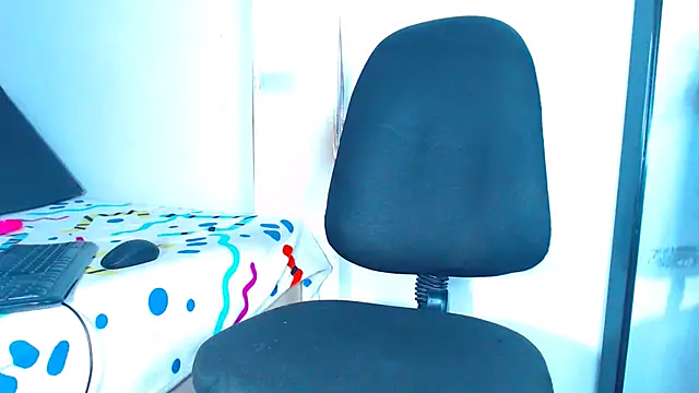 Megaanfox online show from December 2024 06:57:02 PM