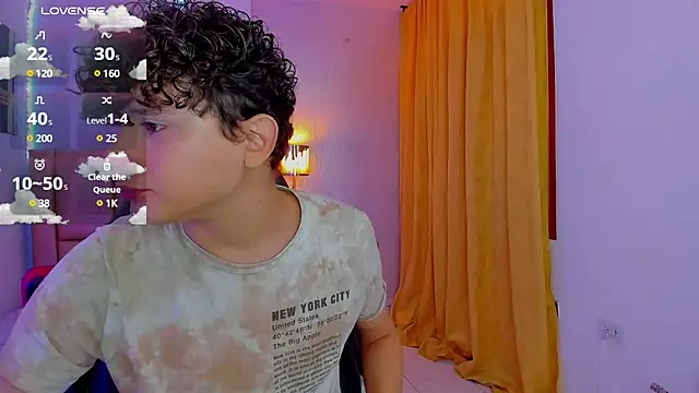 Nathan Bluee online show from December 2024 03:19:01 PM