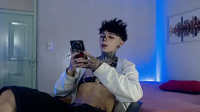 Snapshot of Andy_bapho chatting on December 2024 02:48:02 PM Andy bapho online show from December 2024 02:48:02 PM