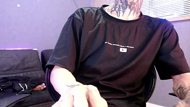 Snapshot of Andy_bapho chatting on September 2025 03:06:02 PM Andy bapho online show from September 2025 03:06:02 PM