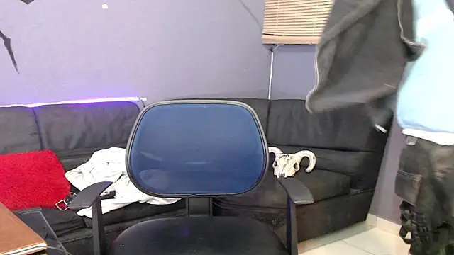 Snapshot of Andy_bapho chatting on October 2025 02:26:01 PM Andy bapho online show from October 2025 02:26:01 PM