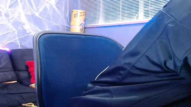 Snapshot of Andy_bapho chatting on October 2025 10:23:02 PM Andy bapho online show from October 2025 10:23:02 PM