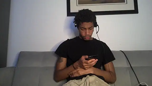 Snapshot of Skinnyblackman chatting on December 2025 03:34:02 AM Skinnyblackman online show from December 2025 03:34:02 AM