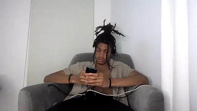 Snapshot of Skinnyblackman chatting on January 2026 02:14:02 AM Skinnyblackman online show from January 2026 02:14:02 AM