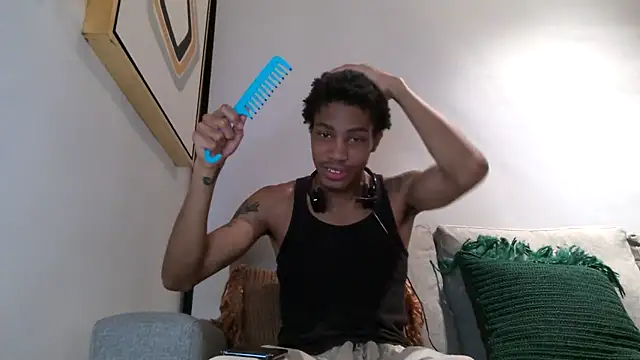 Snapshot of Skinnyblackman chatting on March 2026 04:06:01 AM Skinnyblackman online show from March 2026 04:06:01 AM