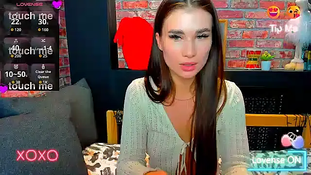 UrJoyy online show from September 2025 01:54:02 PM