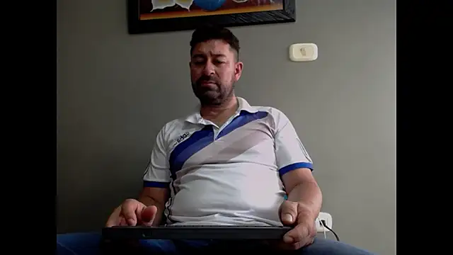 ambar jacksonn online show from June 2026 10:03:02 PM