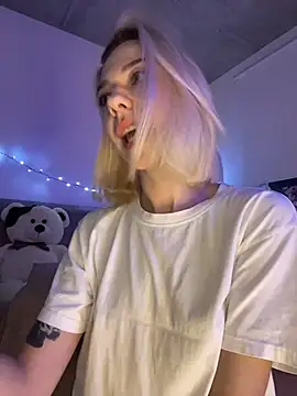  urbestie  online show from April 2026 10:36:02 PM