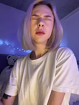  urbestie  online show from April 2026 11:33:02 PM