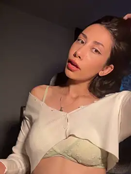 Snapshot of Sophiehii chatting on March 2026 01:39:01 PM Sophiehii online show from March 2026 01:39:01 PM