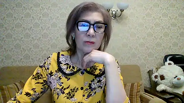 Elegant00Lady online show from February 2026 05:44:01 PM