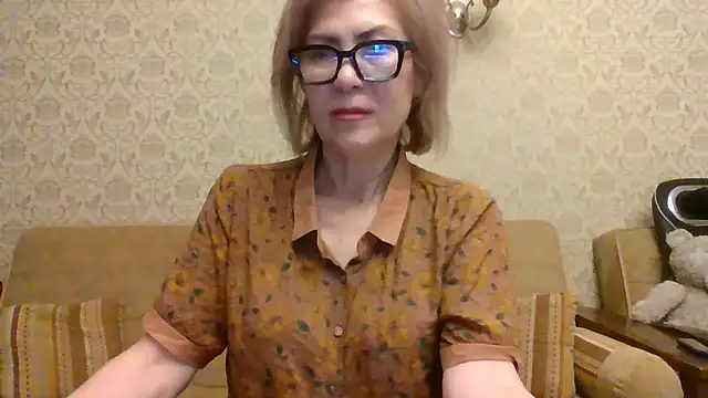 Elegant00Lady online show from June 2026 06:12:01 PM