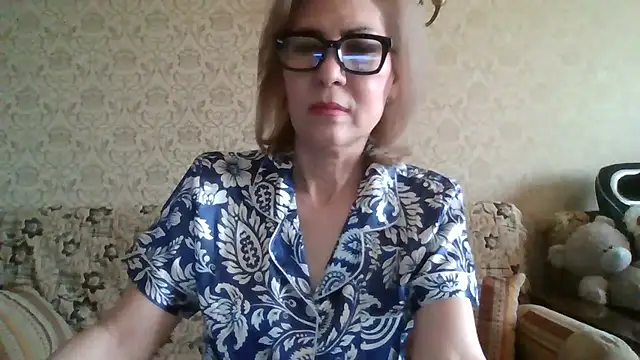 Elegant00Lady online show from August 2026 01:24:02 PM