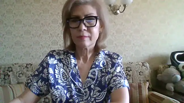 Elegant00Lady online show from August 2026 03:44:02 AM