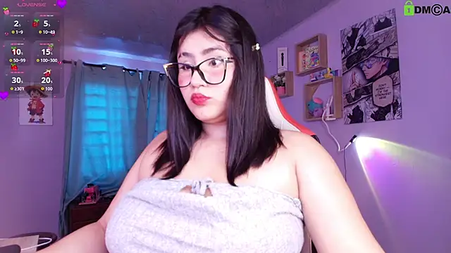 juli juliana online show from May 2026 04:00:01 PM