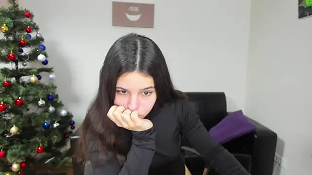 Molly Owens online show from January 2025 07:41:01 AM