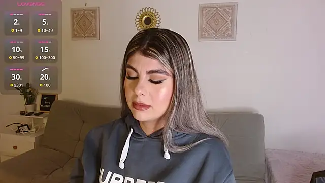 Snapshot of Abigail_29 chatting on October 2025 12:15:01 PM Abigail 29 online show from October 2025 12:15:01 PM