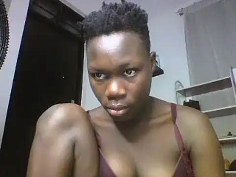 Snapshot of sexyqueen02 chatting on February 2025 10:07:02 PM sexyqueen02 online show from February 2025 10:07:02 PM