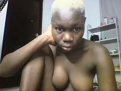 Snapshot of sexyqueen02 chatting on March 2025 02:51:02 AM sexyqueen02 online show from March 2025 02:51:02 AM