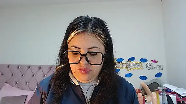 lanaqueen699 online show from February 2025 12:17:02 PM