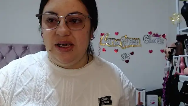 lanaqueen699 online show from December 2025 12:32:02 PM