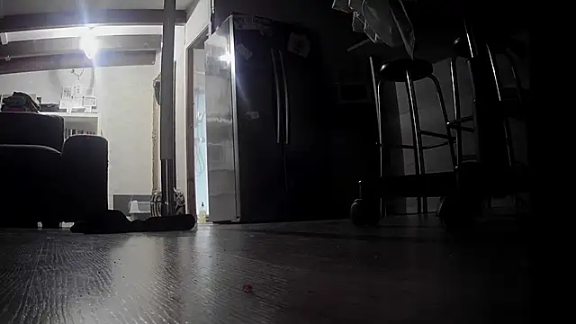 FLakiReve online show from October 2025 05:35:01 PM