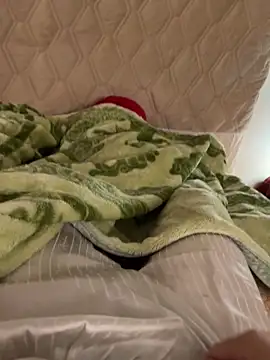 Snapshot of happyending69 chatting on October 2025 12:47:02 AM happyending69 online show from October 2025 12:47:02 AM