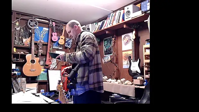 itsjameswebbscope online show from March 2025 04:52:02 AM