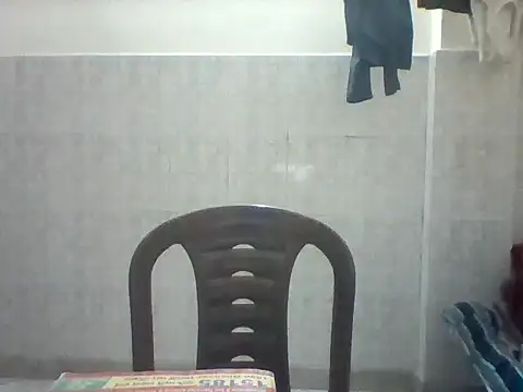 Snapshot of bigvorn6 chatting on December 2025 03:40:02 PM bigvorn6 online show from December 2025 03:40:02 PM