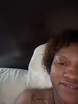 PrettyGal Tingz online show from February 2025 08:47:02 PM