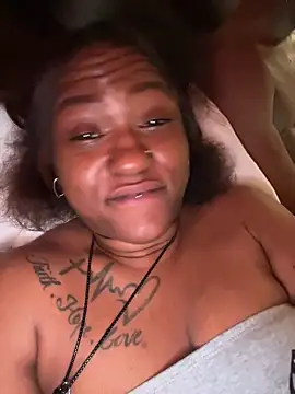 PrettyGal Tingz online show from February 2025 01:44:02 PM