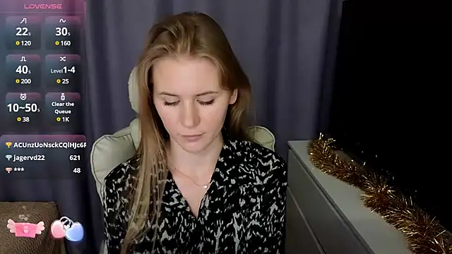 Snapshot of IsabelAllen chatting on December 2024 01:22:02 PM IsabelAllen online show from December 2024 01:22:02 PM