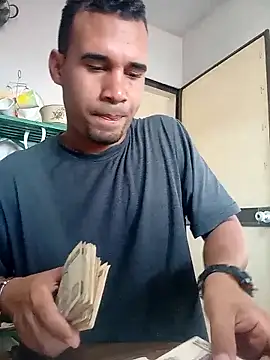 adriel perez online show from October 2025 01:12:01 PM