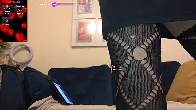 lolaisagoodtime online show from December 2024 01:11:02 PM