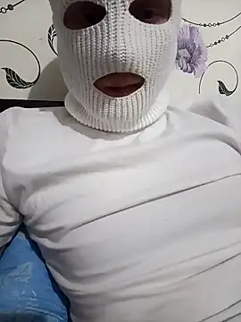 Snapshot of red_red00 chatting on February 2025 02:37:01 PM red red00 online show from February 2025 02:37:01 PM