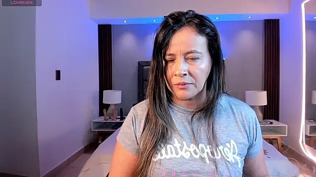 Snapshot of Susann_Ross chatting on October 2025 10:47:01 AM Susann Ross online show from October 2025 10:47:01 AM