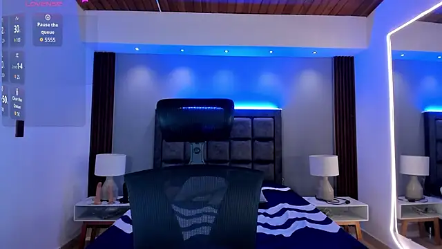 Snapshot of Susann_Ross chatting on October 2025 10:49:01 AM Susann Ross online show from October 2025 10:49:01 AM