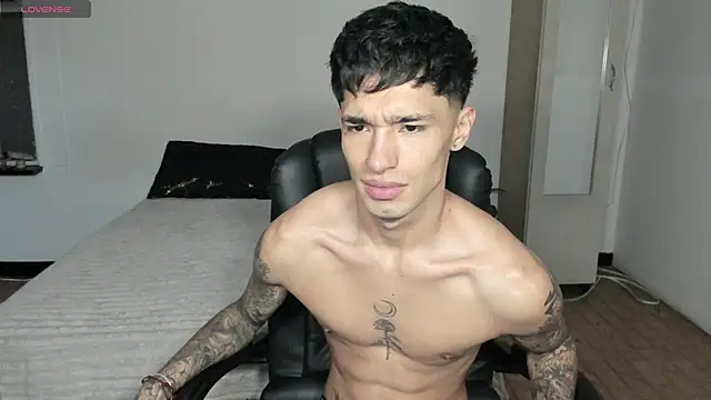 Damon  333 online show from March 2026 10:49:01 PM