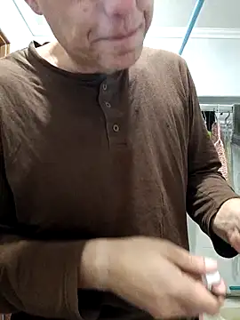 Pineapple04 online show from October 2025 06:23:02 AM